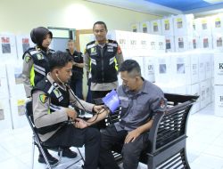 Pasca Pemungutan Suara, Polda Maluku Utara Keliling Berikan Bantuan Kesehatan