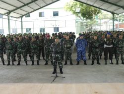 Danrem 152/Baabullah Bersama Personel TNI Maluku Utara Ikut Apel Pengamanan Pemilu Tahun 2024 Secara Virtual