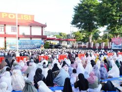 Kapolda Malut Gelar Salat Idul Fitri dan Halalbihalal, Tingkatkan Solidaritas dengan Masyarakat
