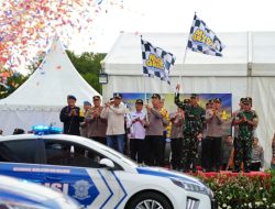 Tindaklanjuti Arahan Presiden, Kapolri Lepas Mudik Gratis Polri Presisi