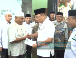 560 Pengurus Masjid Se-Kota Ternate Terima Manfaat Zakat Dari BAZNAS Kota Ternate