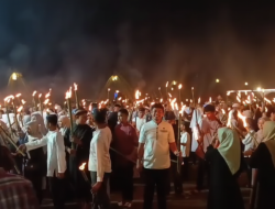 Ribuan Warga Semarakkan Pawai Obor Ta’aruf, Tanda Dimulainya MTQ Jaziratul Mulk Kesultanan Ternate 2026