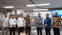 Luncurkan Buku, Harita Nickel Abadikan Keanekaragaman Ikan Karang Pesisir Barat Pulau Obi